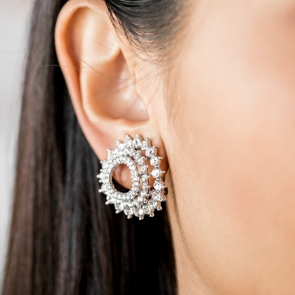 Paparazzi Accessorie Silver Stud Earring